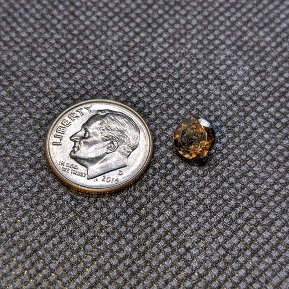 Deep Smoky Quartz Round Cut - Picture 4 of 5